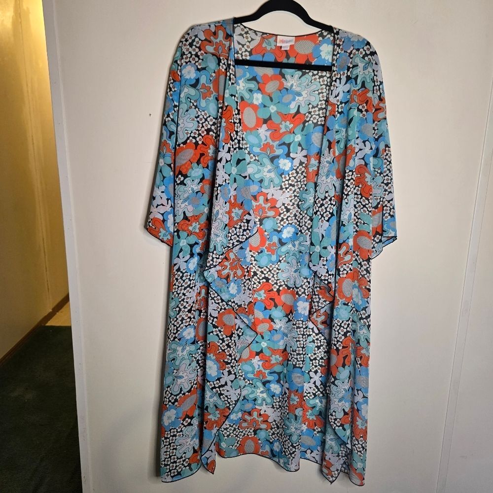 LuLaRoe Kimono Large Trippy Floral Pattern